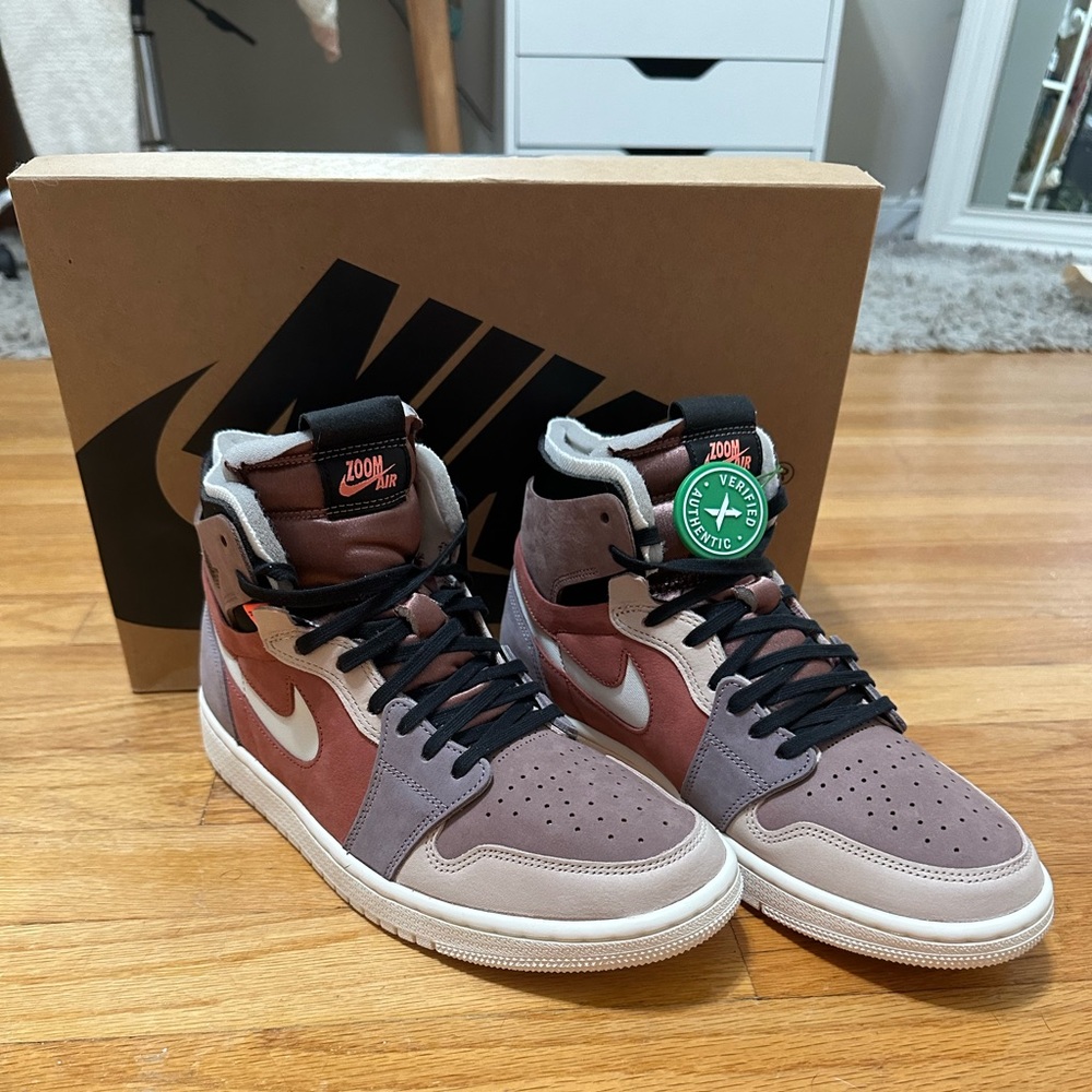 NWT Jordan 1 Zoom Air (Canyon Rust)